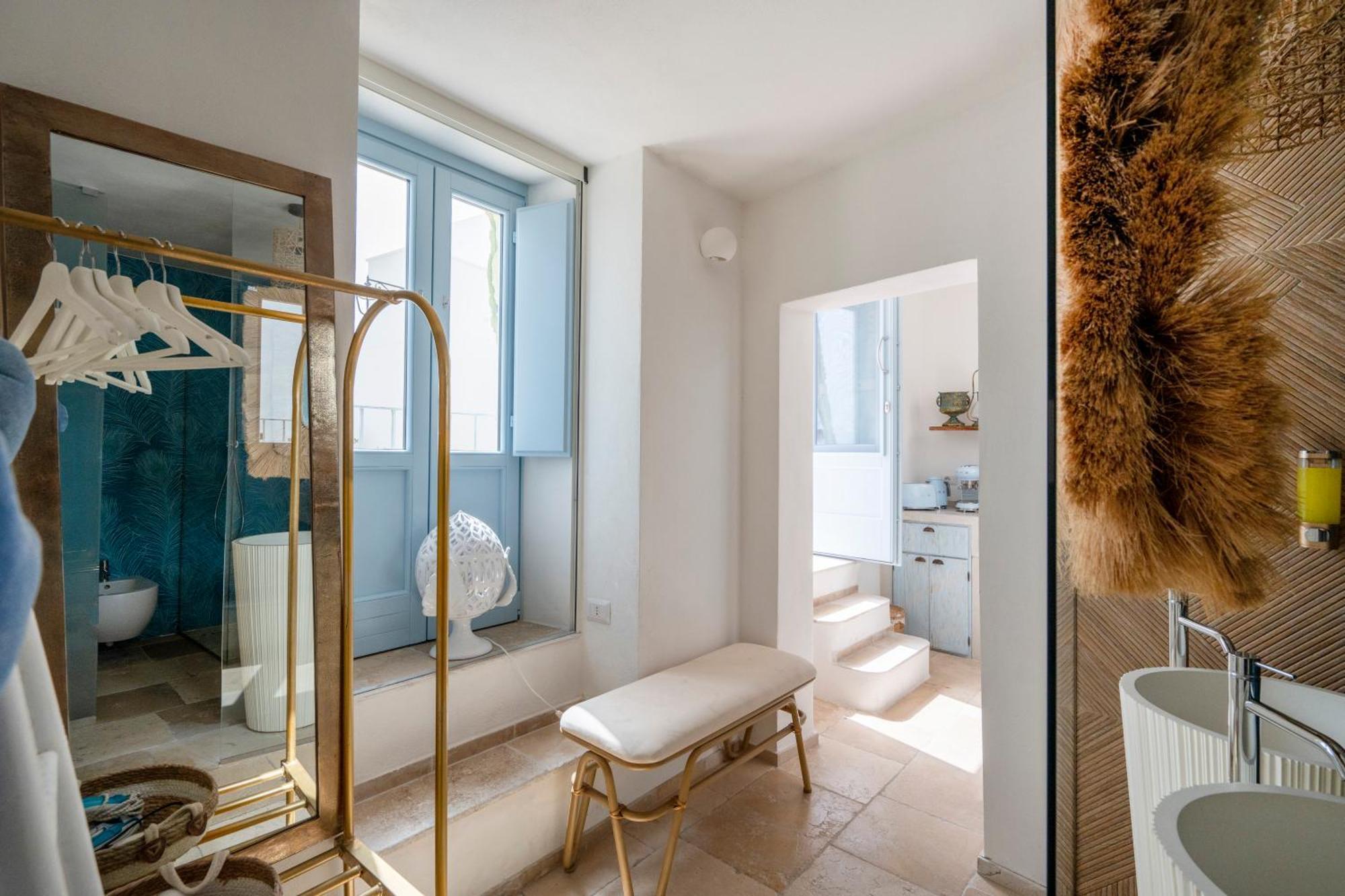 Apulia Charming Suites - Casa Lonfo Suite Sole Monopoli Extérieur photo